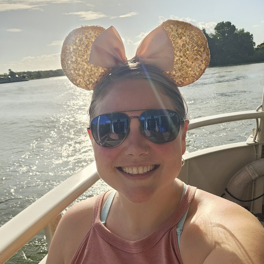 Meet your Posher, Kelly